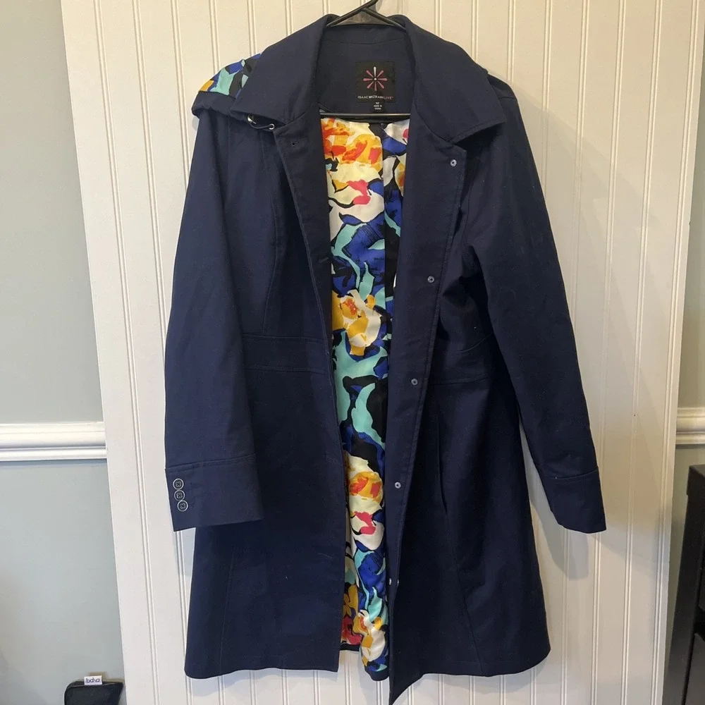 Isaac Mizrahi Women's Navy Trench Coat, Sz 12, spring, Iconic,Classic, Hood prep